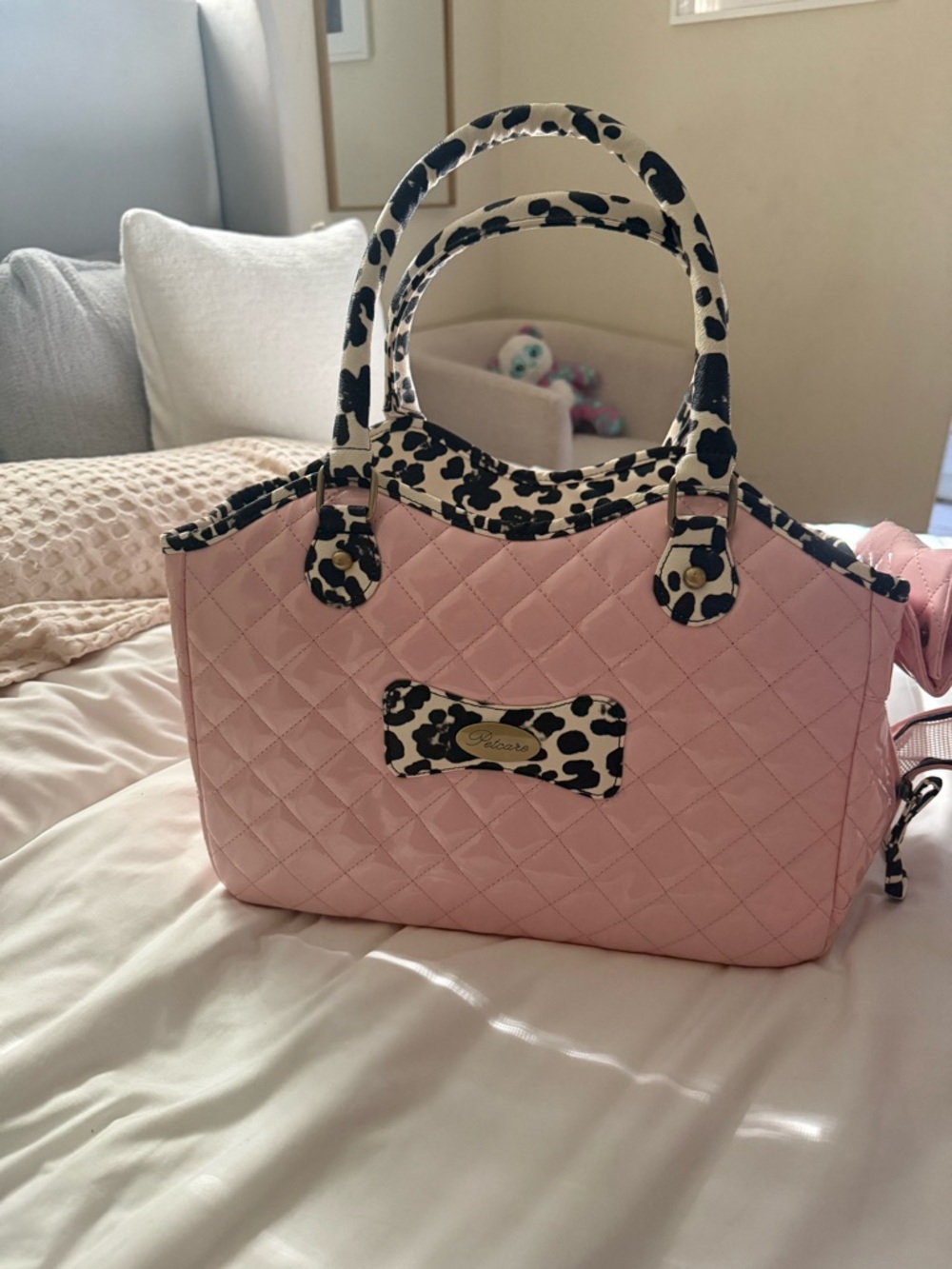 Dog carrier